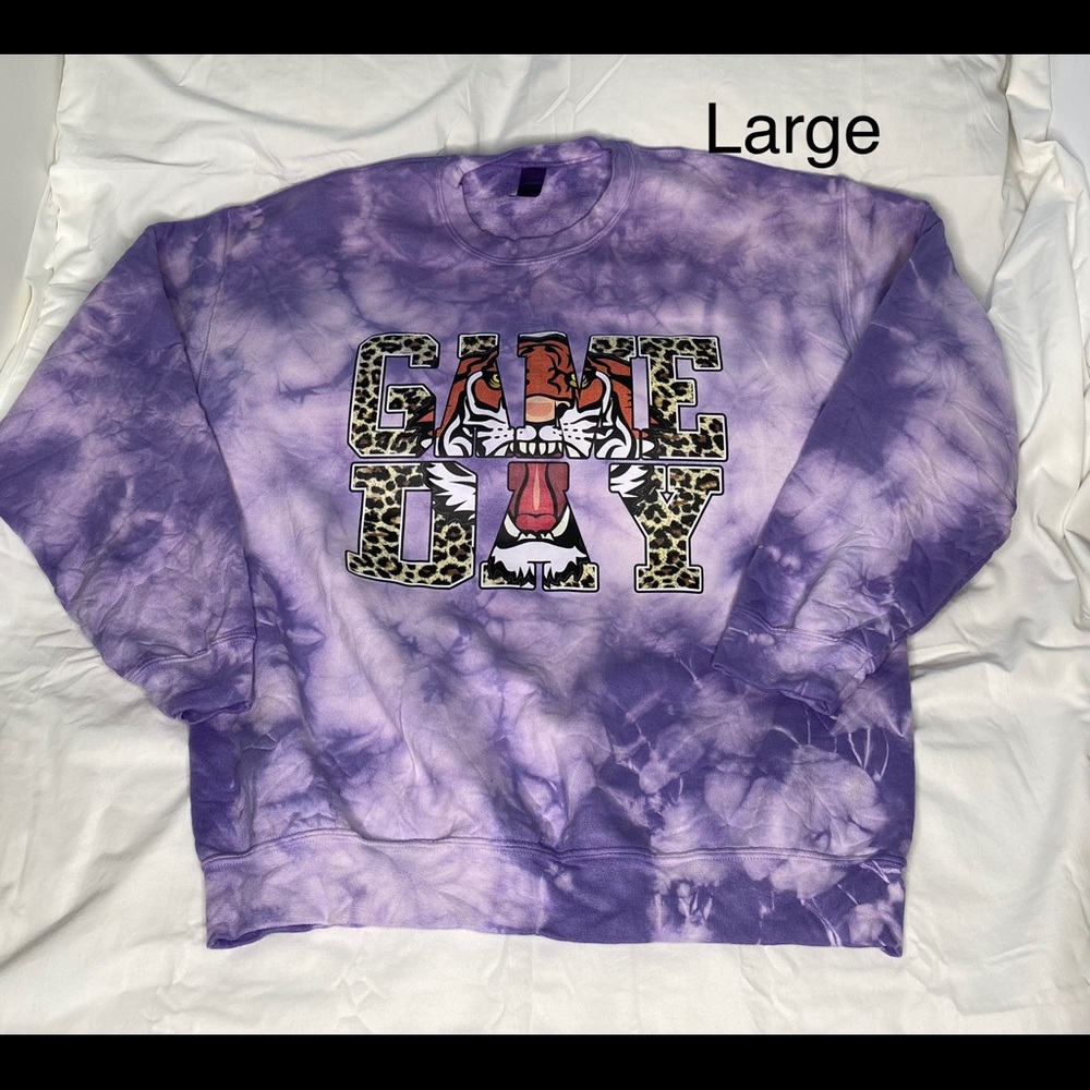 Tigers sweatshirt